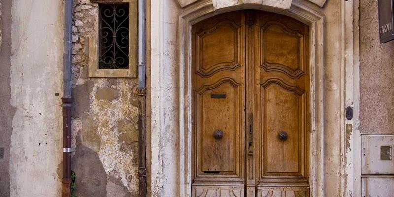 大连人才引进政策最新解读：高校毕业生落户与住房补贴全指南